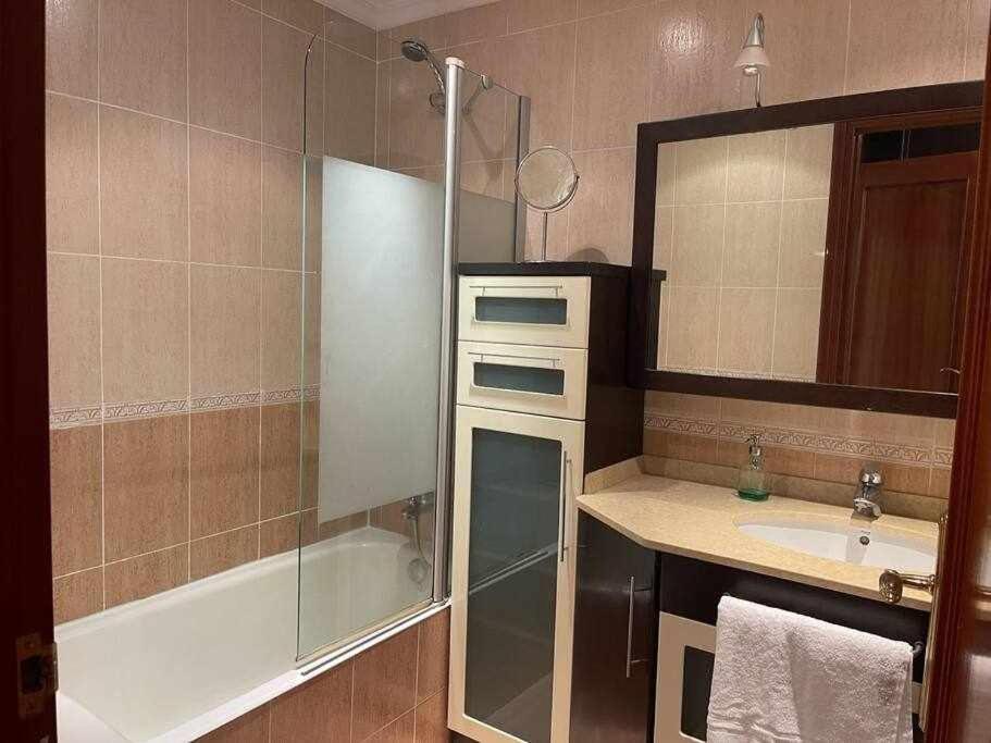 Ferienwohnung Erribera Etxea Amplio Piso Con Parking Bermeo Exterior foto